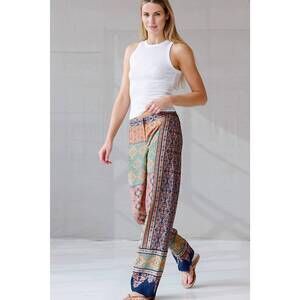 NEW GO BY GO SILK go patio pant in saree scarf print